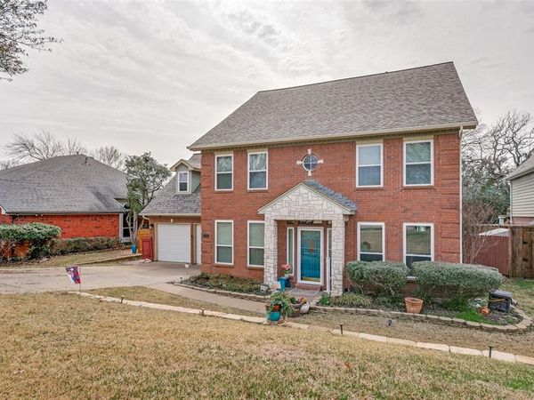 3229 Birch Avenue, Grapevine, TX 76051