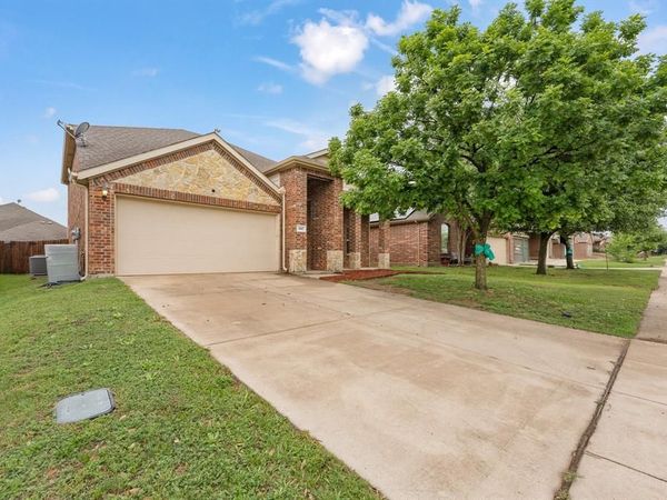 227 Old Spanish Trail, Waxahachie, TX 75167