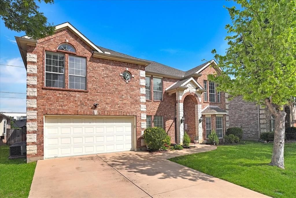 5856 Summerwood Drive, Grand Prairie, TX 75052 Main Photo