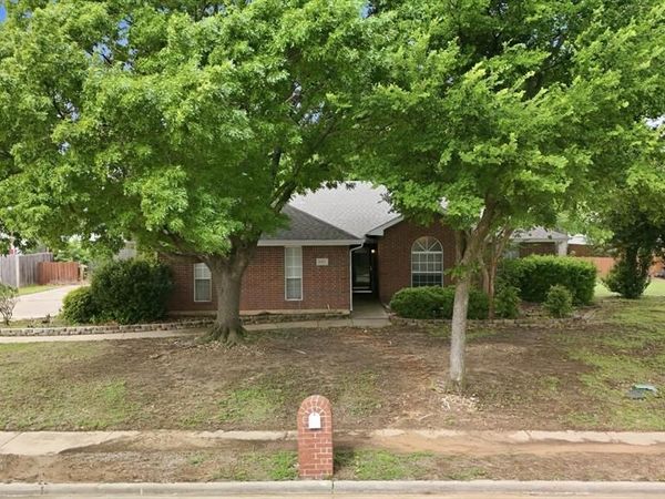 6421 Peak View Court, Midlothian, TX 76065