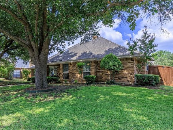 7324 Bramblewood Road, Fort Worth, TX 76133