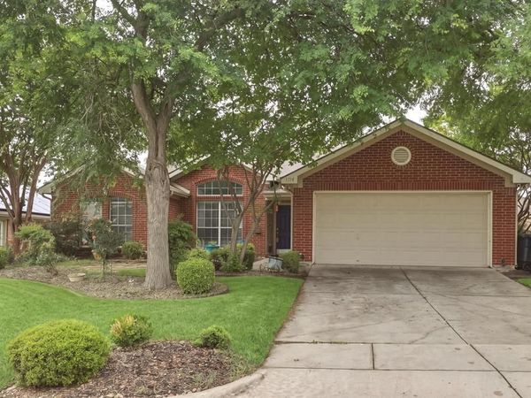 1714 Crestmeadow Lane, Mansfield, TX 76063