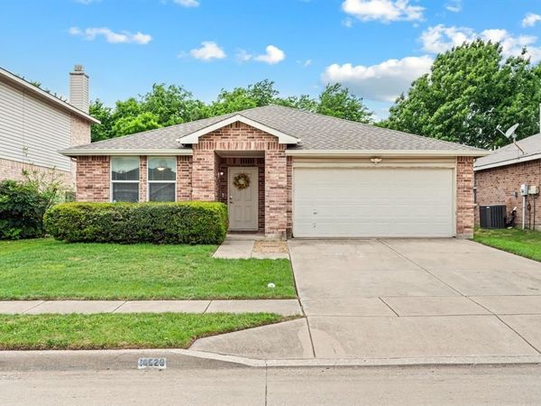 16529 Woodside Drive, Fort Worth, TX 76247