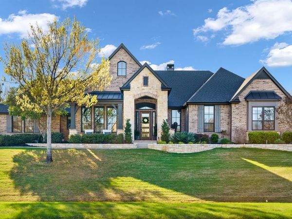 106 W Carruth Lane, Double Oak, TX 75077