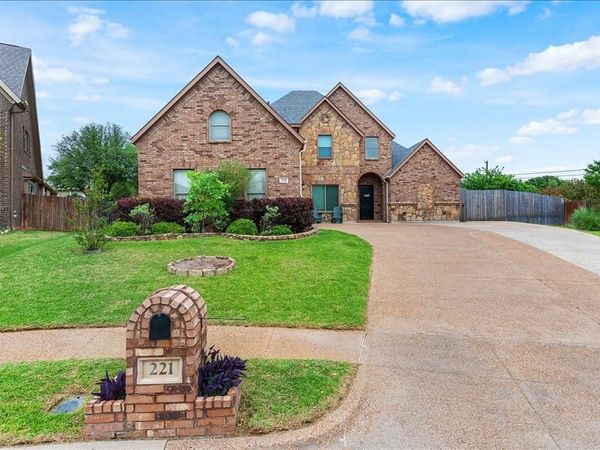 221 Adventus Court, Mansfield, TX 76063