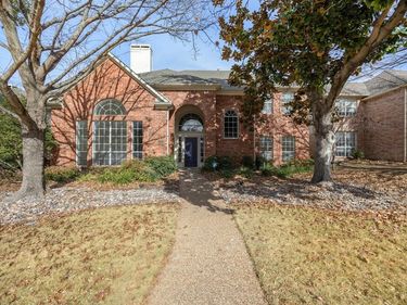 7323 Highland Heather Lane, Dallas, TX 75248