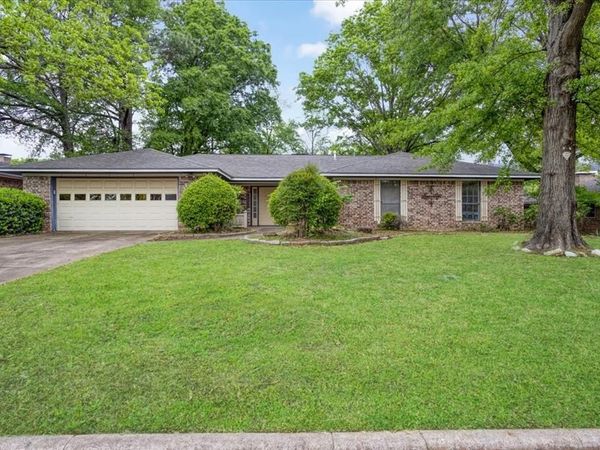 3509 Holly Street, Denison, TX 75020