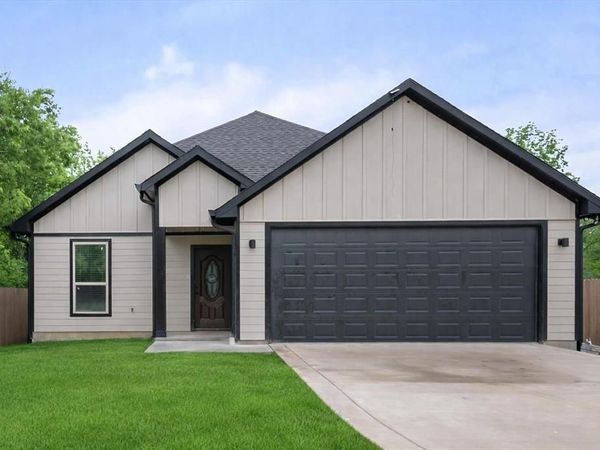 313 E 13th, Corsicana, TX 75110