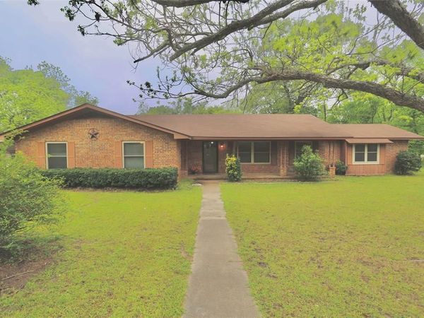 209 Circle Drive, Mineola, TX 75773