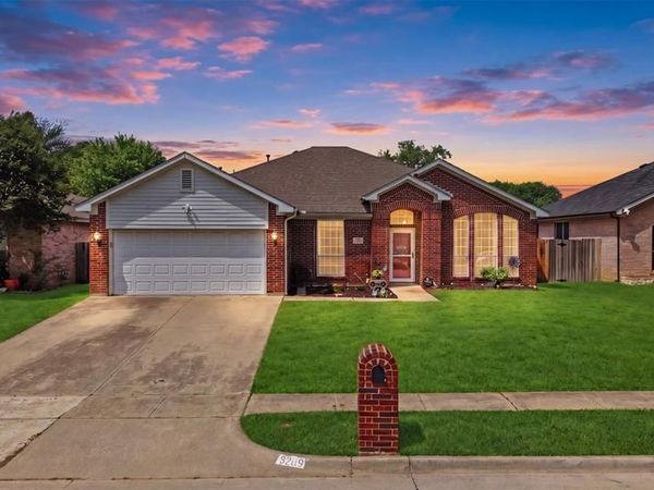 3209 Palos Verdes Drive, Corinth, TX 76210