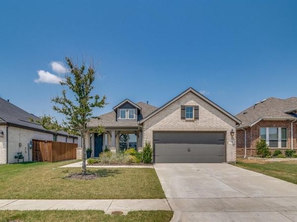 1268 Caprock Drive, Forney, TX 75126