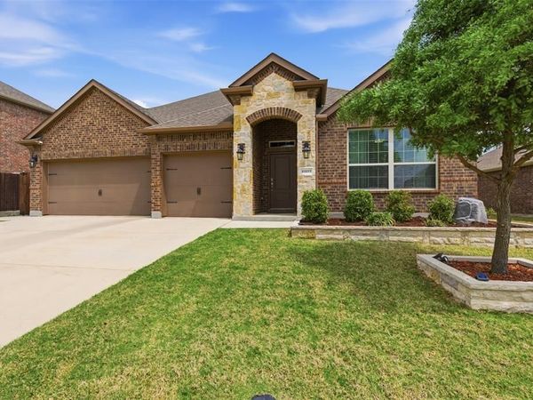 10109 Table Bluff Street, Aubrey, TX 76227