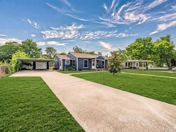 1802 Keneipp Road, Carrollton, TX 75006