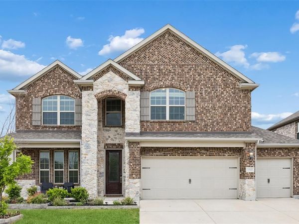 1940 Tomahawk Trail, Aubrey, TX 76227