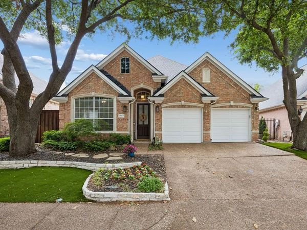 3824 Park Place, Addison, TX 75001