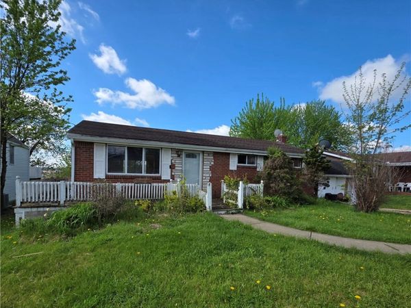 1852 Virginia Via, Washington, PA 15301