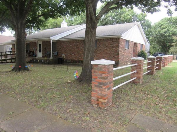 320 N Cleveland Avenue, Sherman, TX 75090
