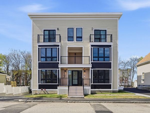 17 Holmes Street, Unit 101, Quincy, MA 02171