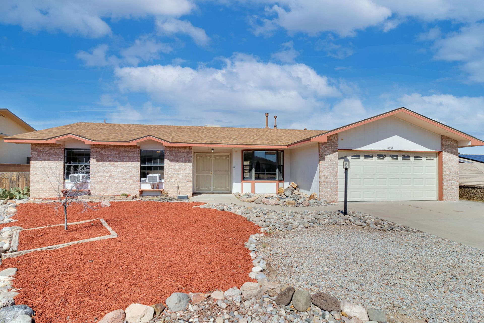 4637 Quartz Drive Ne, Rio Rancho, NM 87124 Main Photo