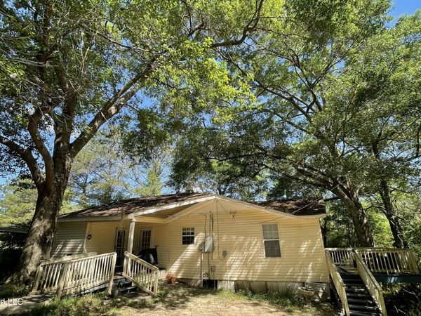 91 Charles Mitchell Road, Poplarville, MS 39470