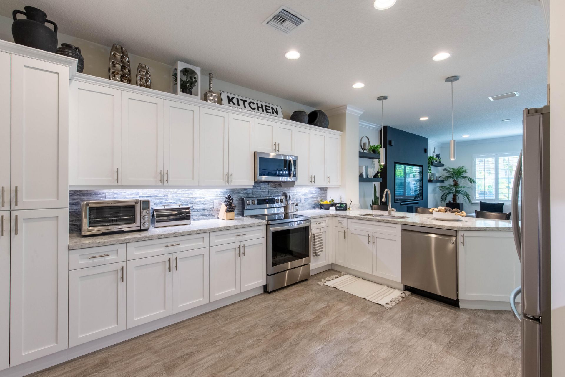 168 Crape Myrtle Lane, Wellington, FL 33414 Photo