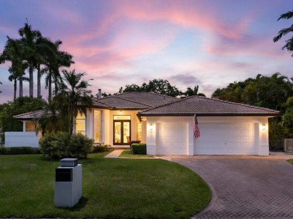 17050 SW 74th Avenue, Palmetto Bay, FL 33157