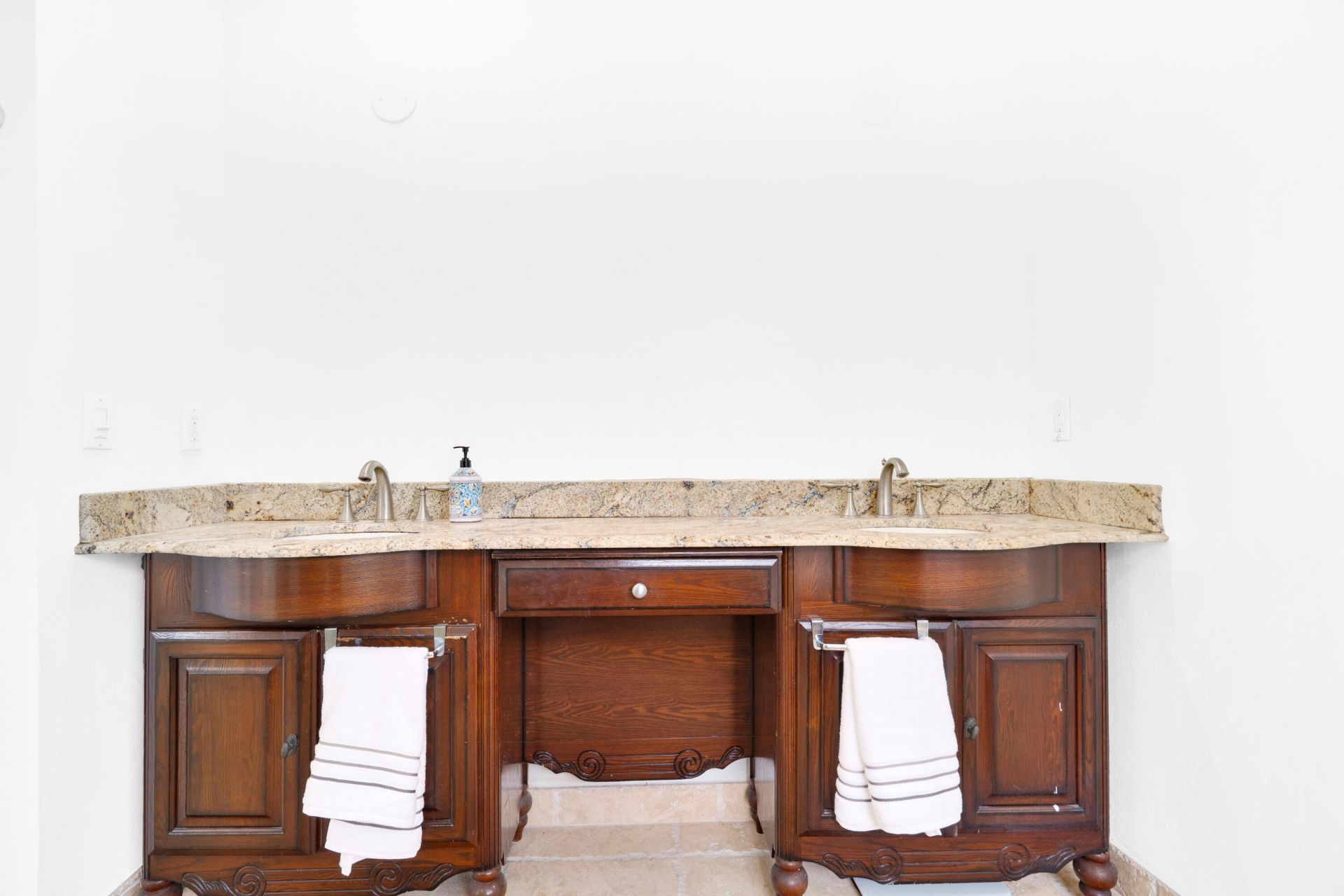 17050 SW 74th Avenue, Palmetto Bay, FL 33157 Photo