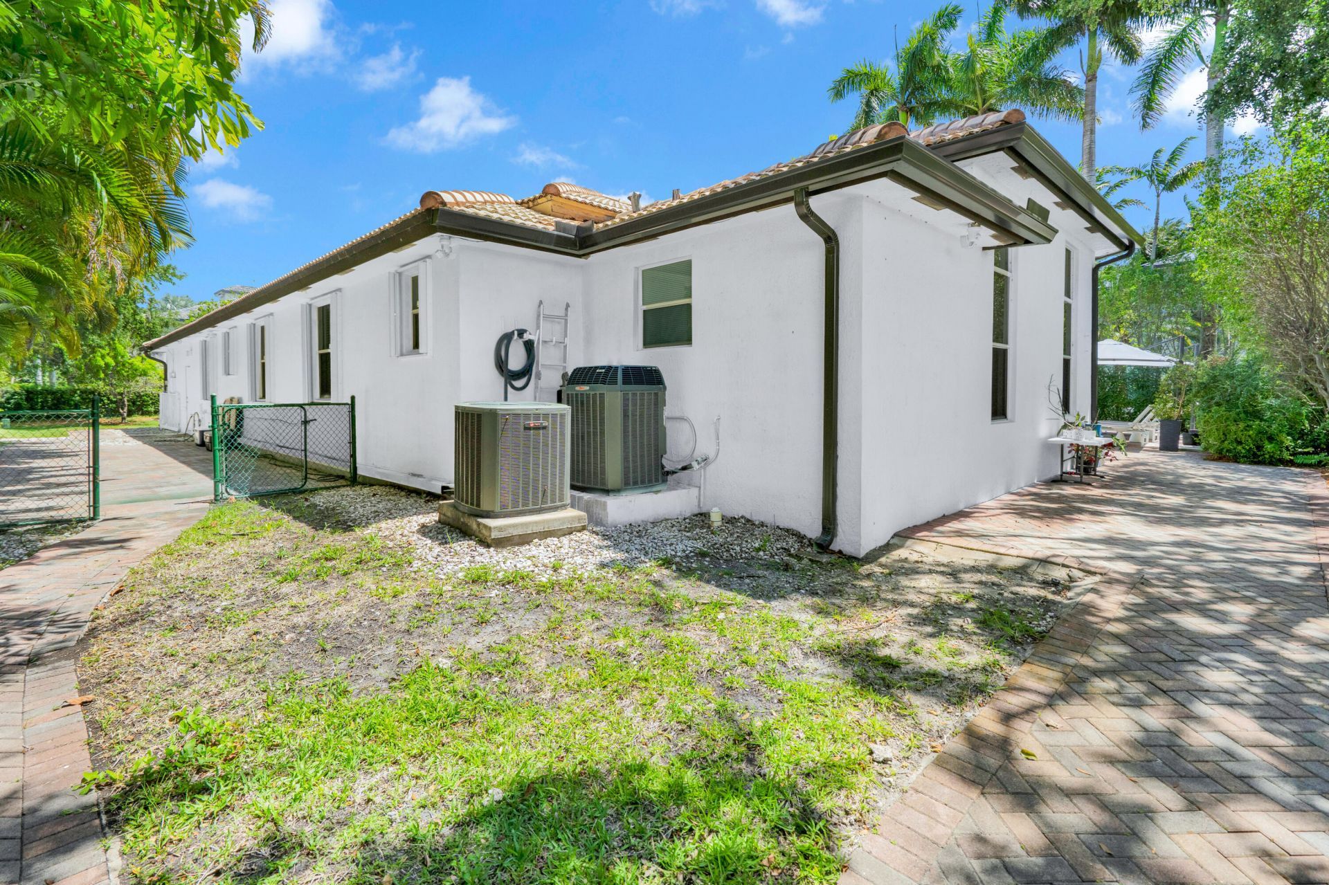 17050 SW 74th Avenue, Palmetto Bay, FL 33157 Photo