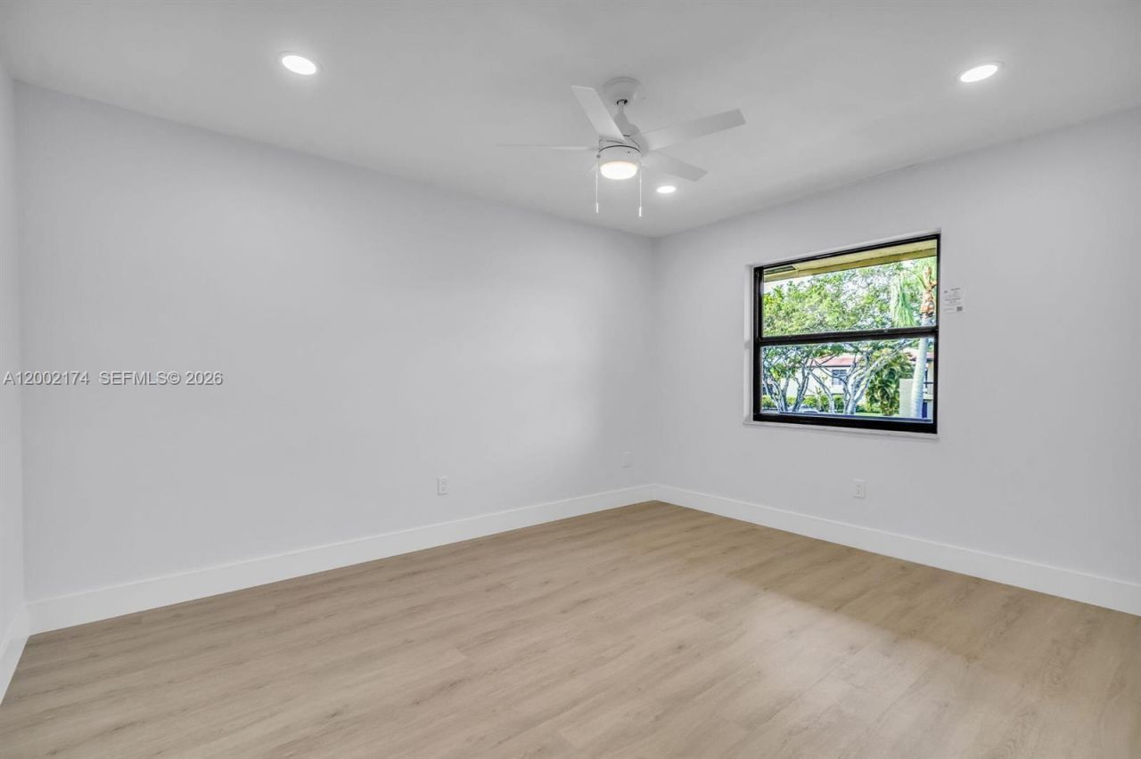 8535 Casa Del Lago , Unit F, Boca Raton, FL 33433 Photo