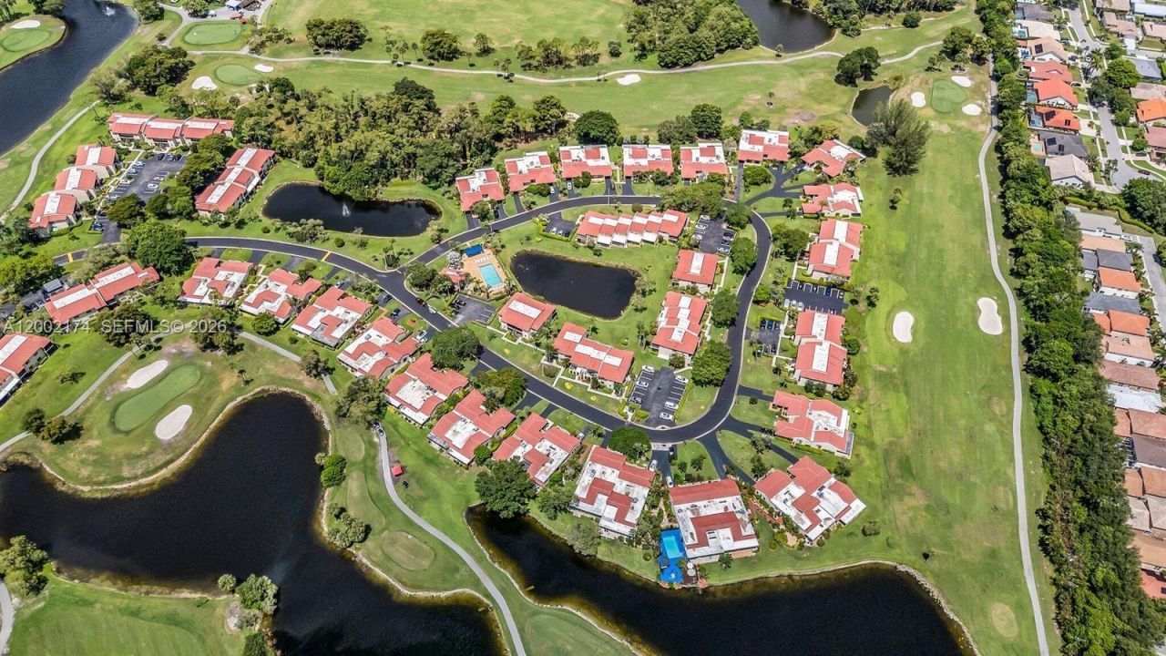 8535 Casa Del Lago , Unit F, Boca Raton, FL 33433 Photo