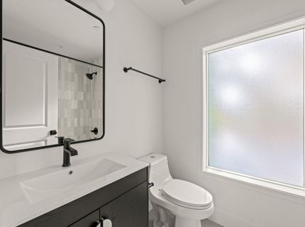 2505 W St, Sacramento, CA 95818 Photo