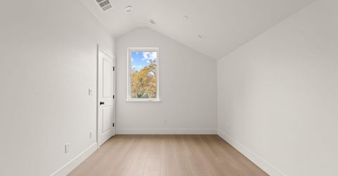 2505 W St, Sacramento, CA 95818 Photo