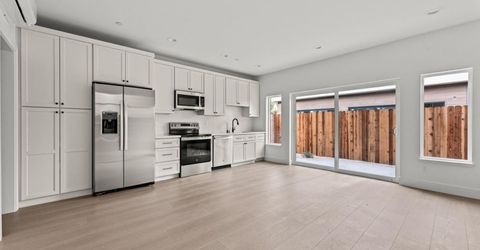 2505 W St, Sacramento, CA 95818 Photo