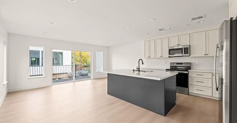 2505 W St, Sacramento, CA 95818 Photo