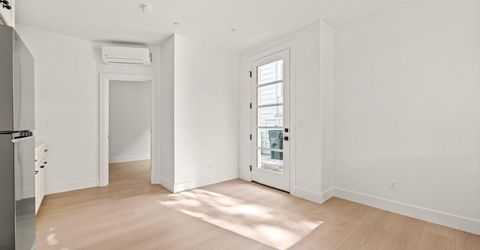 2505 W St, Sacramento, CA 95818 Photo