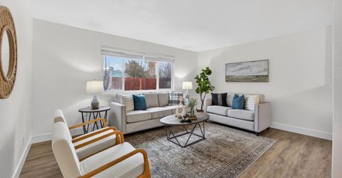 7715 Reenel Way, Sacramento, CA 95832 Photo