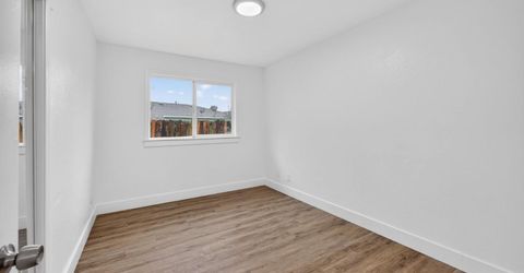 7715 Reenel Way, Sacramento, CA 95832 Photo