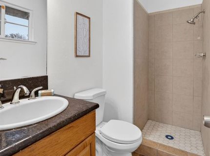 7715 Reenel Way, Sacramento, CA 95832 Photo