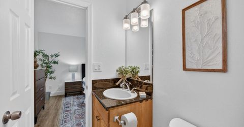 7715 Reenel Way, Sacramento, CA 95832 Photo