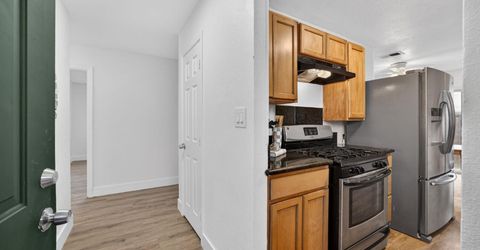 7715 Reenel Way, Sacramento, CA 95832 Photo