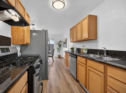 7715 Reenel Way, Sacramento, CA 95832 Photo