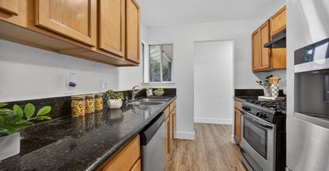 7715 Reenel Way, Sacramento, CA 95832 Photo