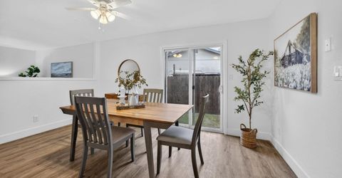 7715 Reenel Way, Sacramento, CA 95832 Photo