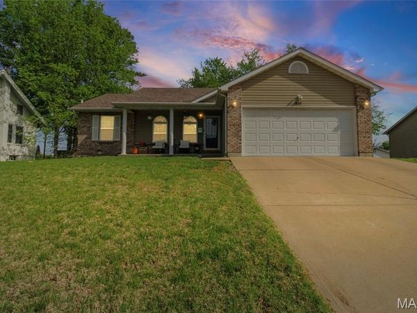 507 Lee Avenue , Festus, MO 63028