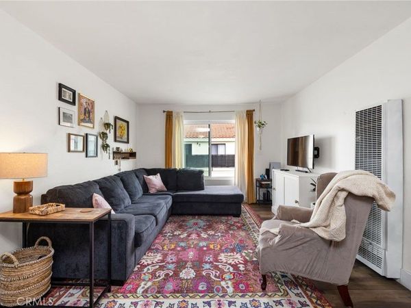 21913 Belshire Avenue, Unit 12, Hawaiian Gardens, CA 90716