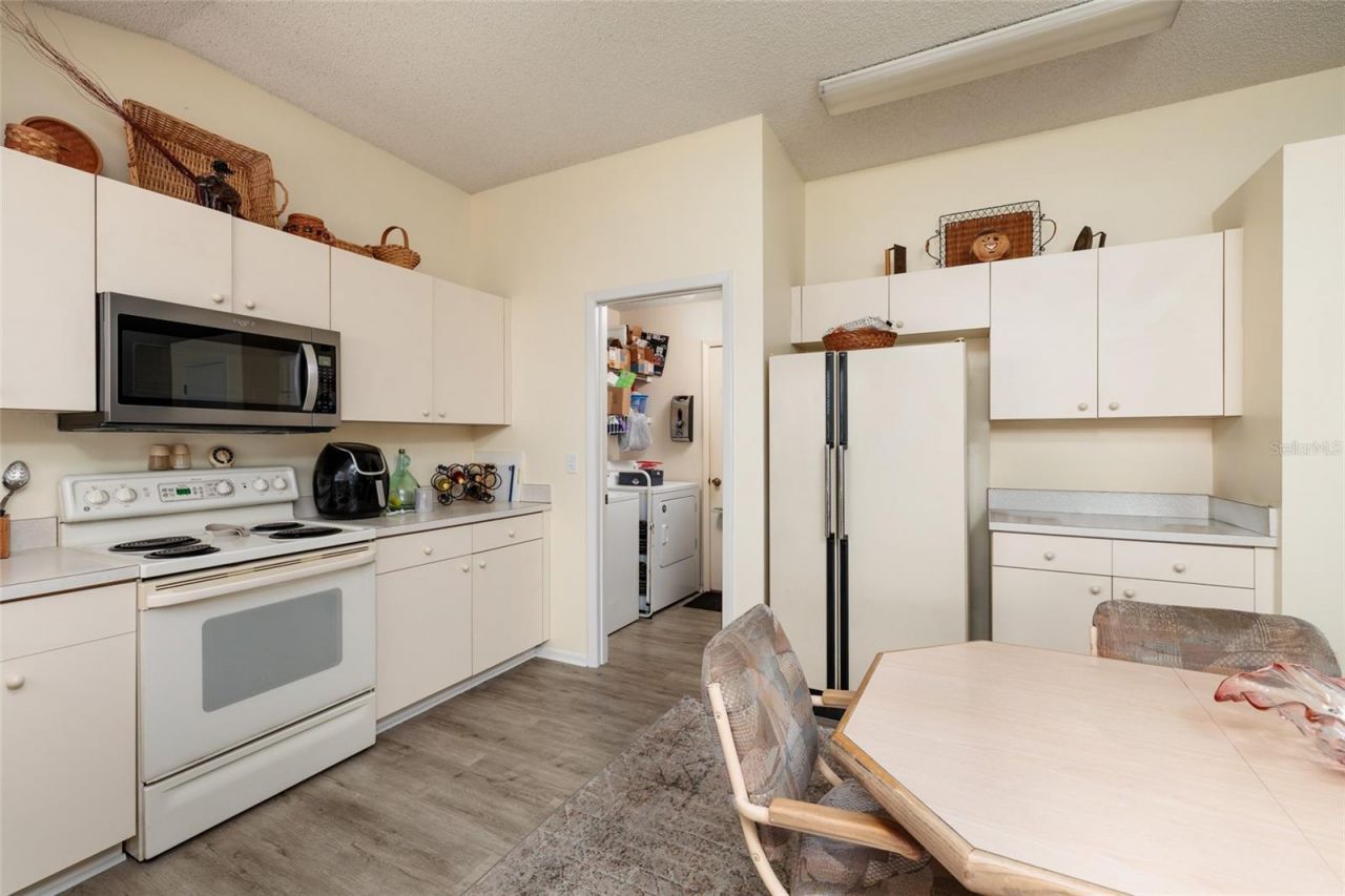 6201 61st Court E, Palmetto, FL 34221 Photo