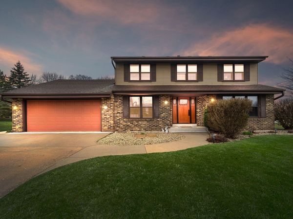 7932 112th Ave, Pleasant Prairie, WI 53158