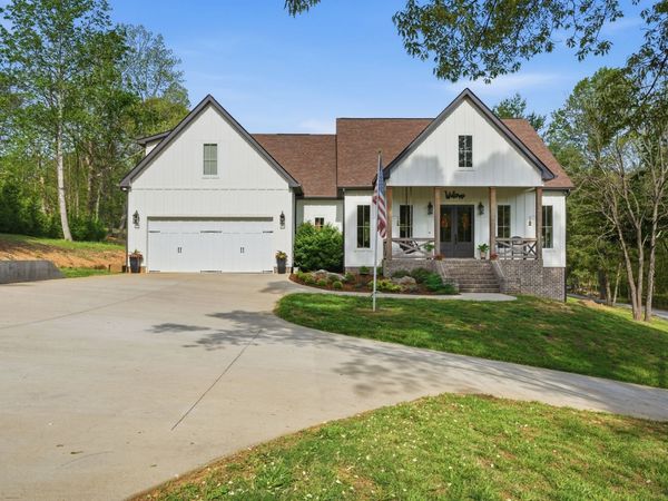 1602 Errel Dowlen Rd , Pleasant View, TN 37146