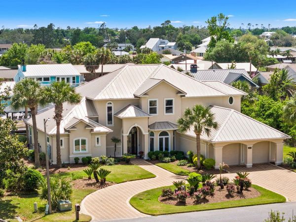 2007 N Harbour Drive , Lynn Haven, FL 32444