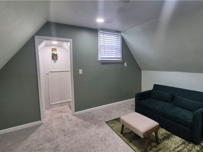 2110 Willey Avenue, Cleveland, OH 44113 Photo 8